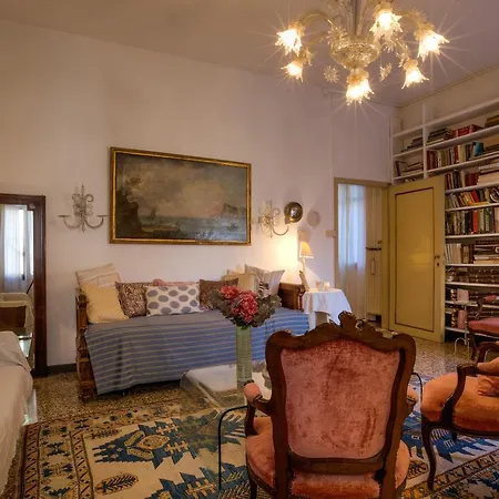Ca' Della Corte Flats Appartement Venetië