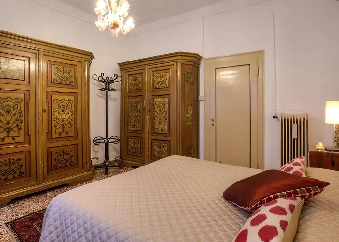 Ca' Della Corte Flats * Velence