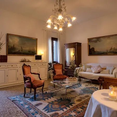 Ca' Della Corte Flats * Venetië